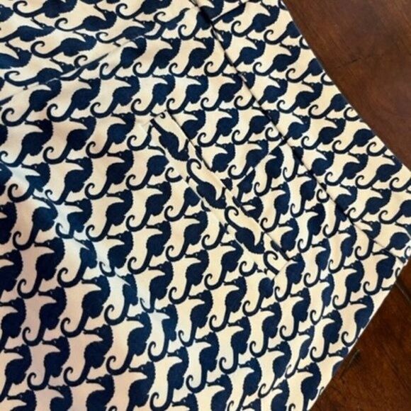 J Crew Seahorse Chino Style Side Zip shorts White With Blue Stretch Size 4 - Picture 6 of 6